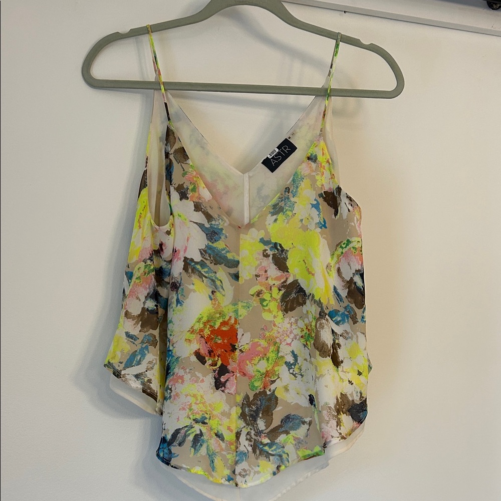 ASTR Women's Camisole Top - Floral Multicolor